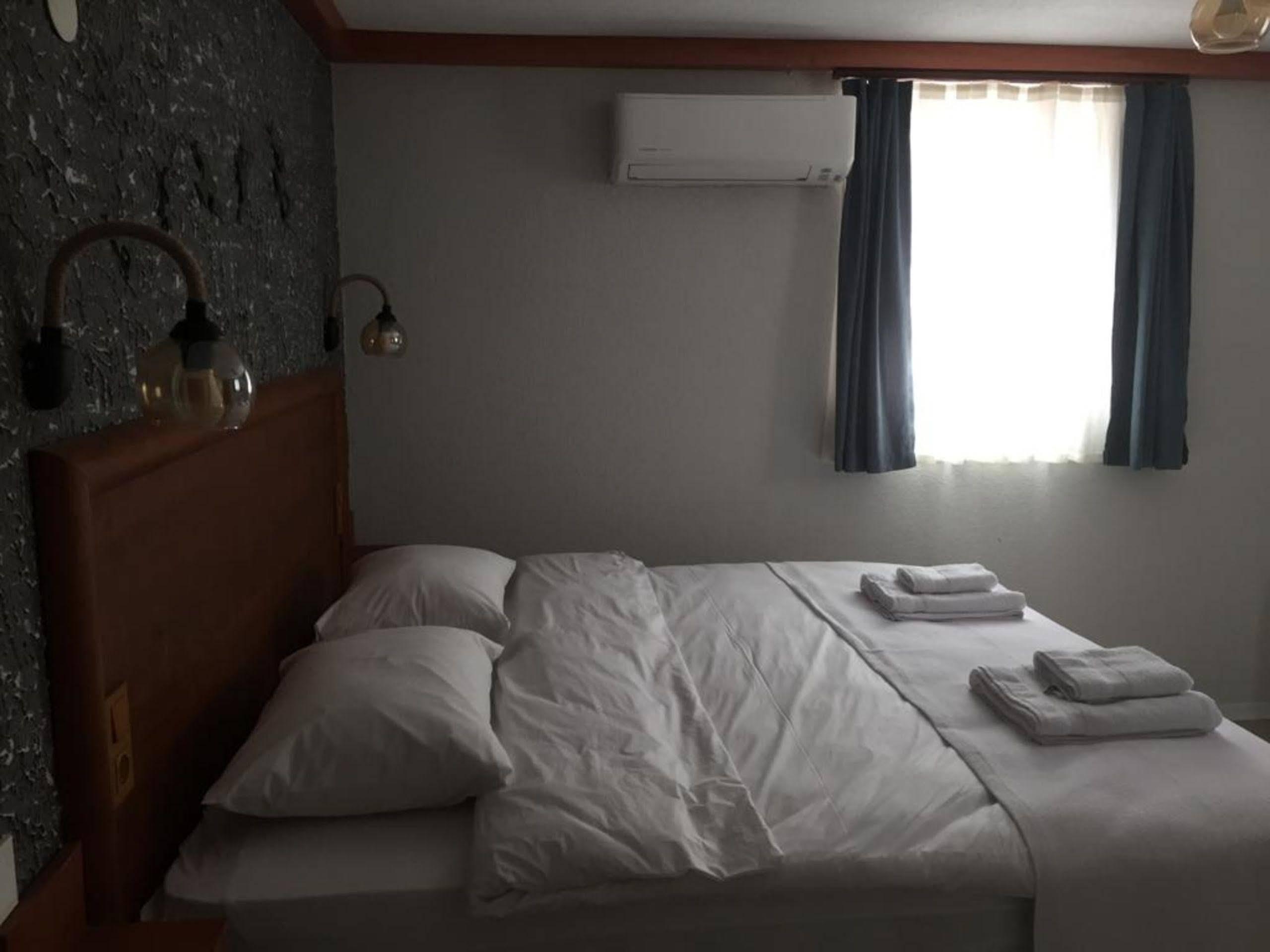 Elyada Otel Ve Bag Evi 8 Yas Ustu Бозджаада Екстериор снимка