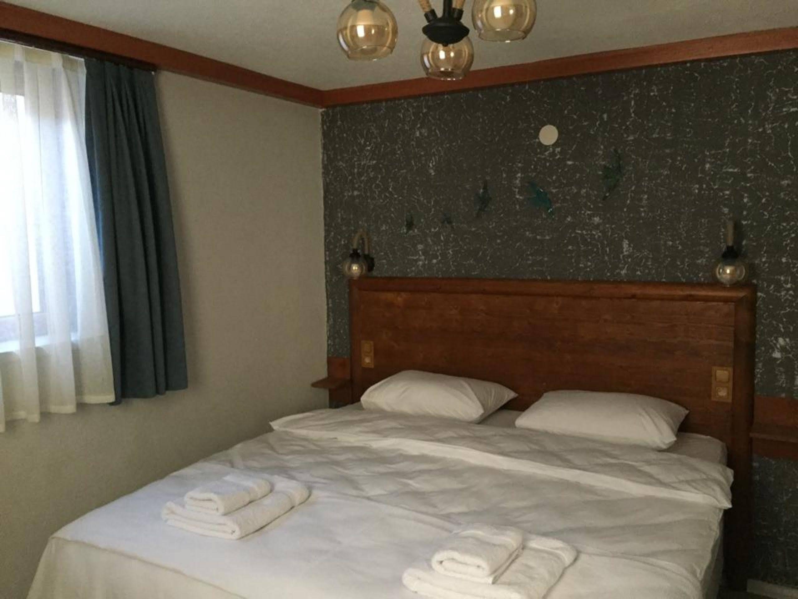 Elyada Otel Ve Bag Evi 8 Yas Ustu Бозджаада Екстериор снимка