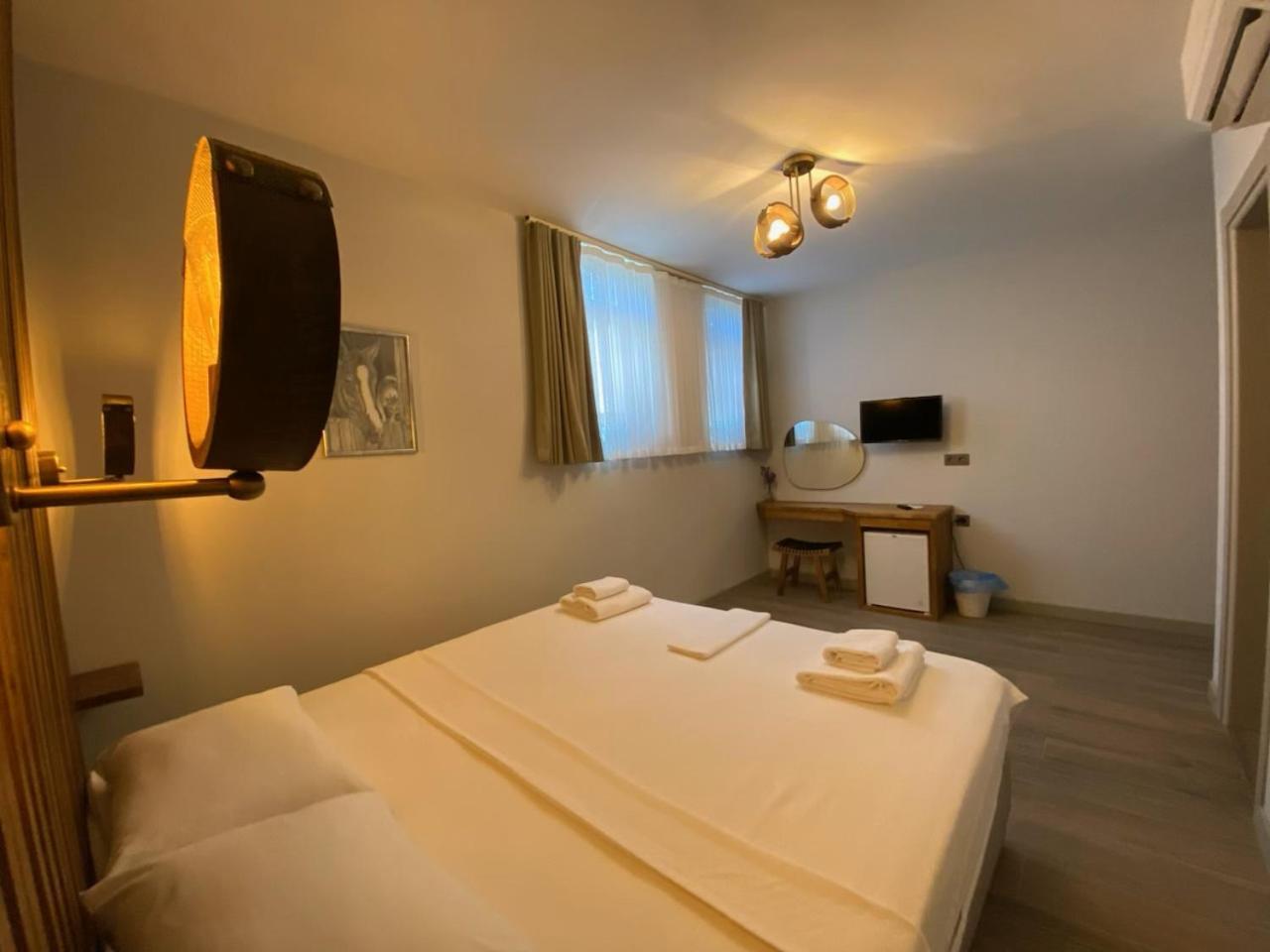 Elyada Otel Ve Bag Evi 8 Yas Ustu Бозджаада Екстериор снимка