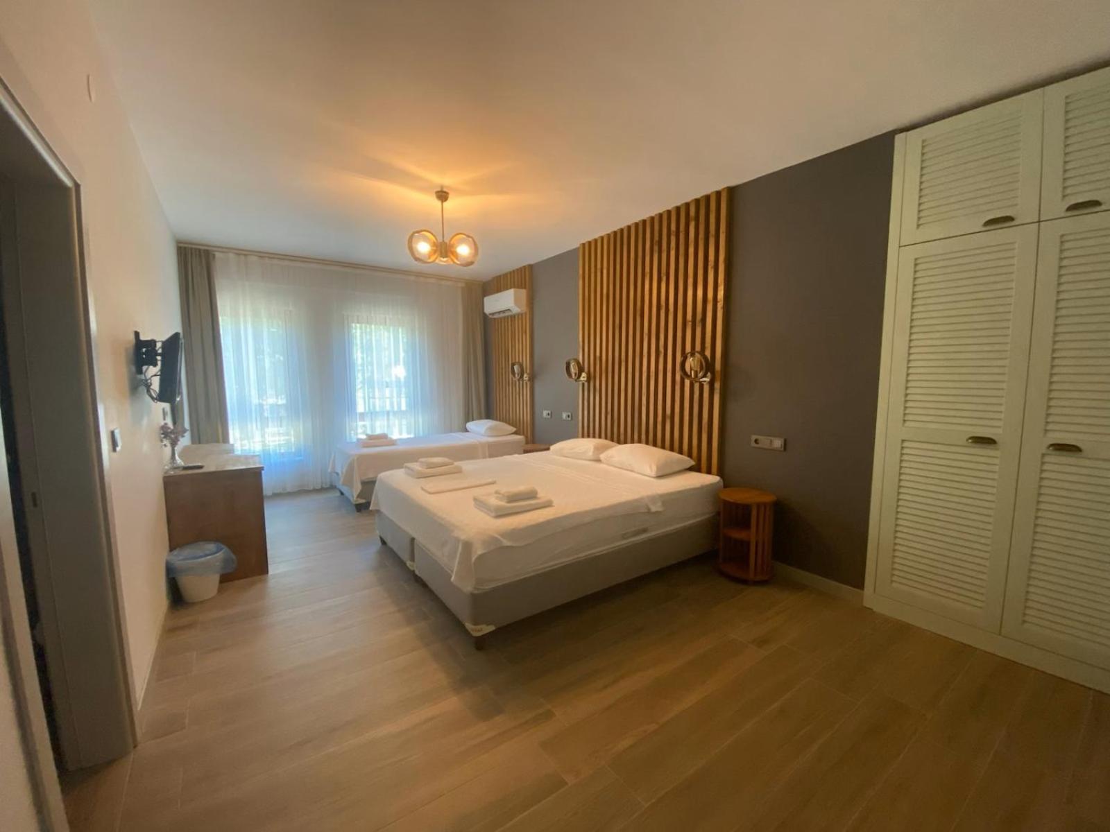 Elyada Otel Ve Bag Evi 8 Yas Ustu Бозджаада Екстериор снимка