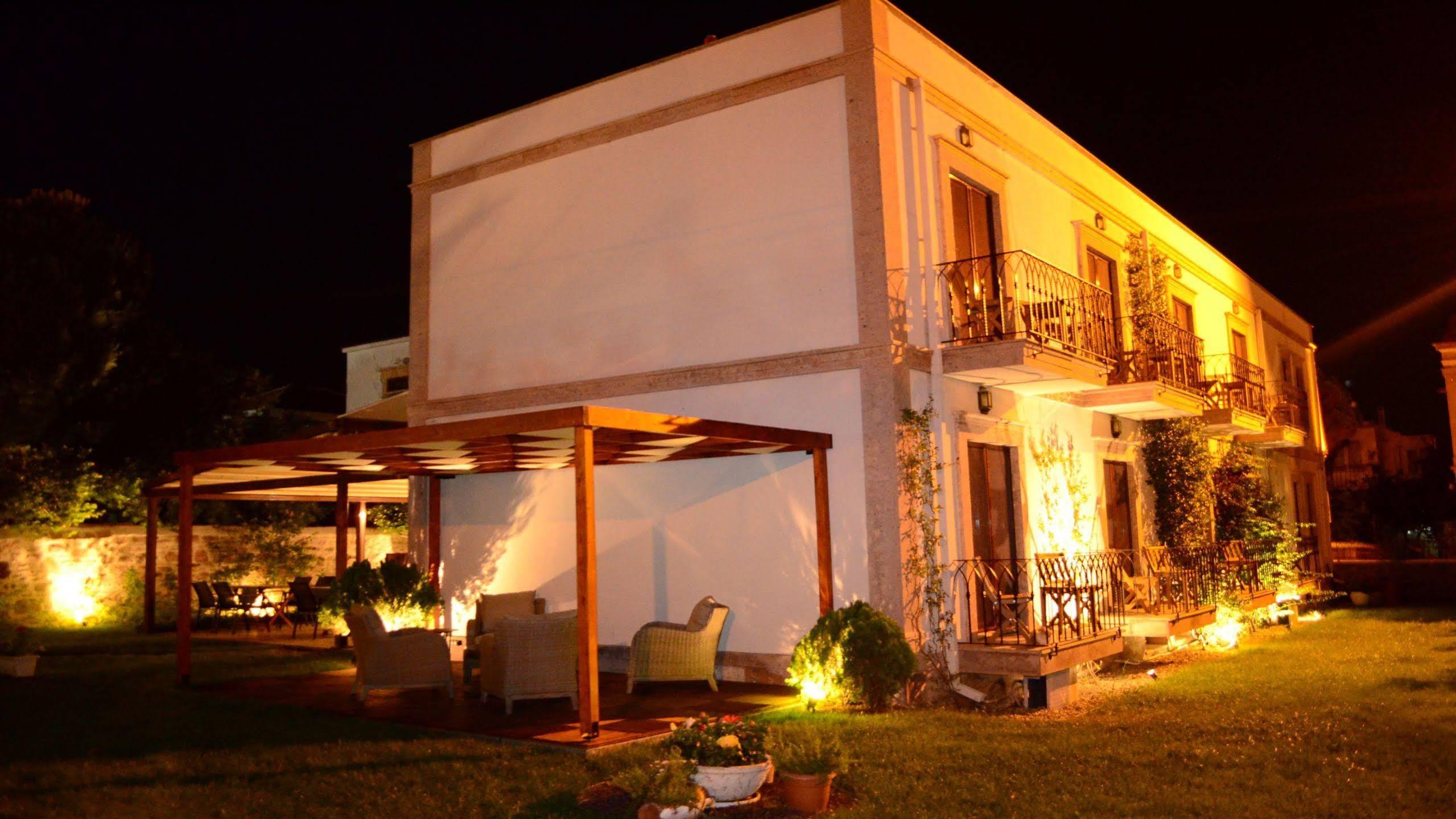 Elyada Otel Ve Bag Evi 8 Yas Ustu Бозджаада Екстериор снимка